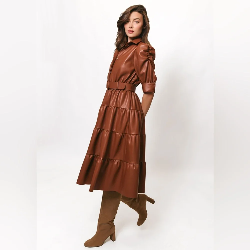 Hutch Darci Short Sleeved Belted Midi Dress - Picture 5 of 9